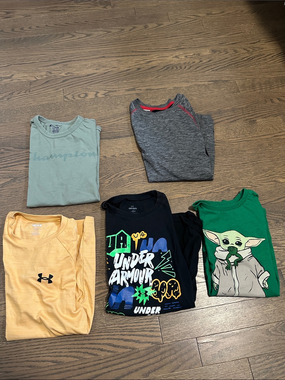 Collection of 5 Boys Medium t-shirts, includes Star Wars and Under Armour